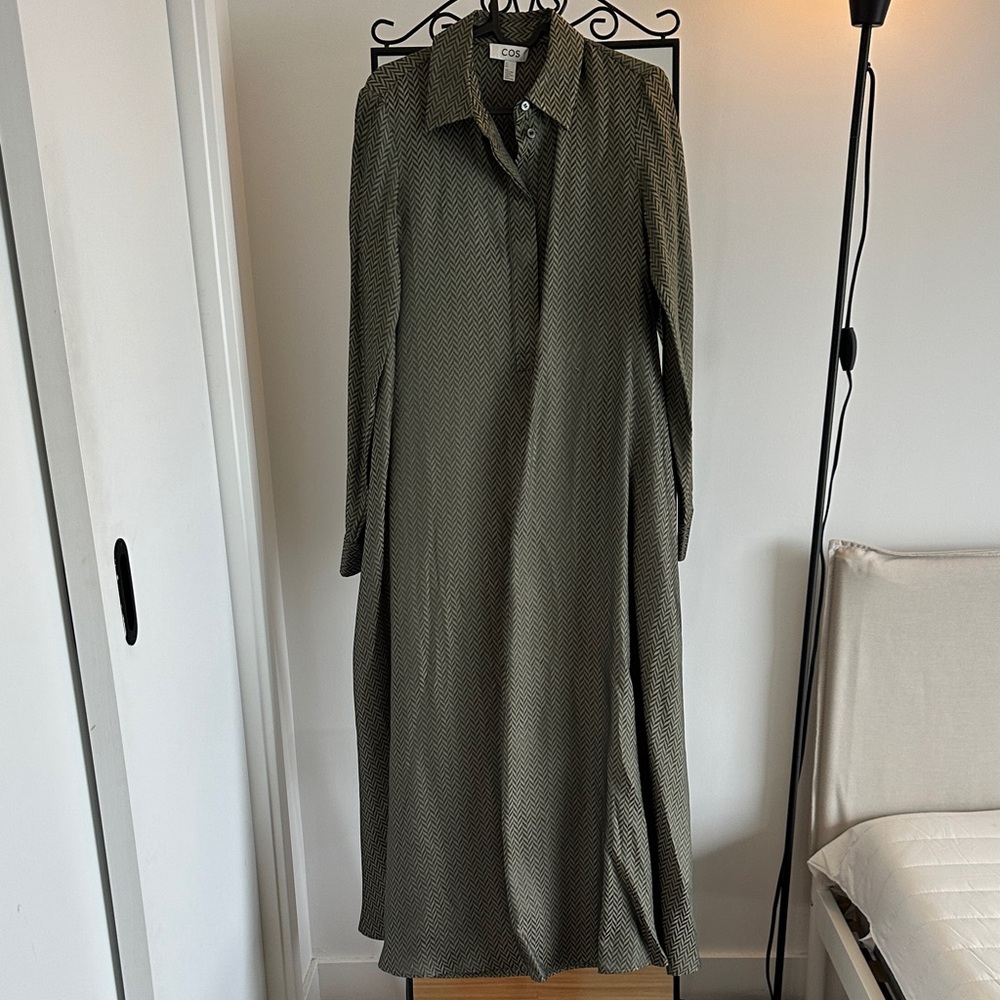 COS Olive Patterned Long Sleeve Dress